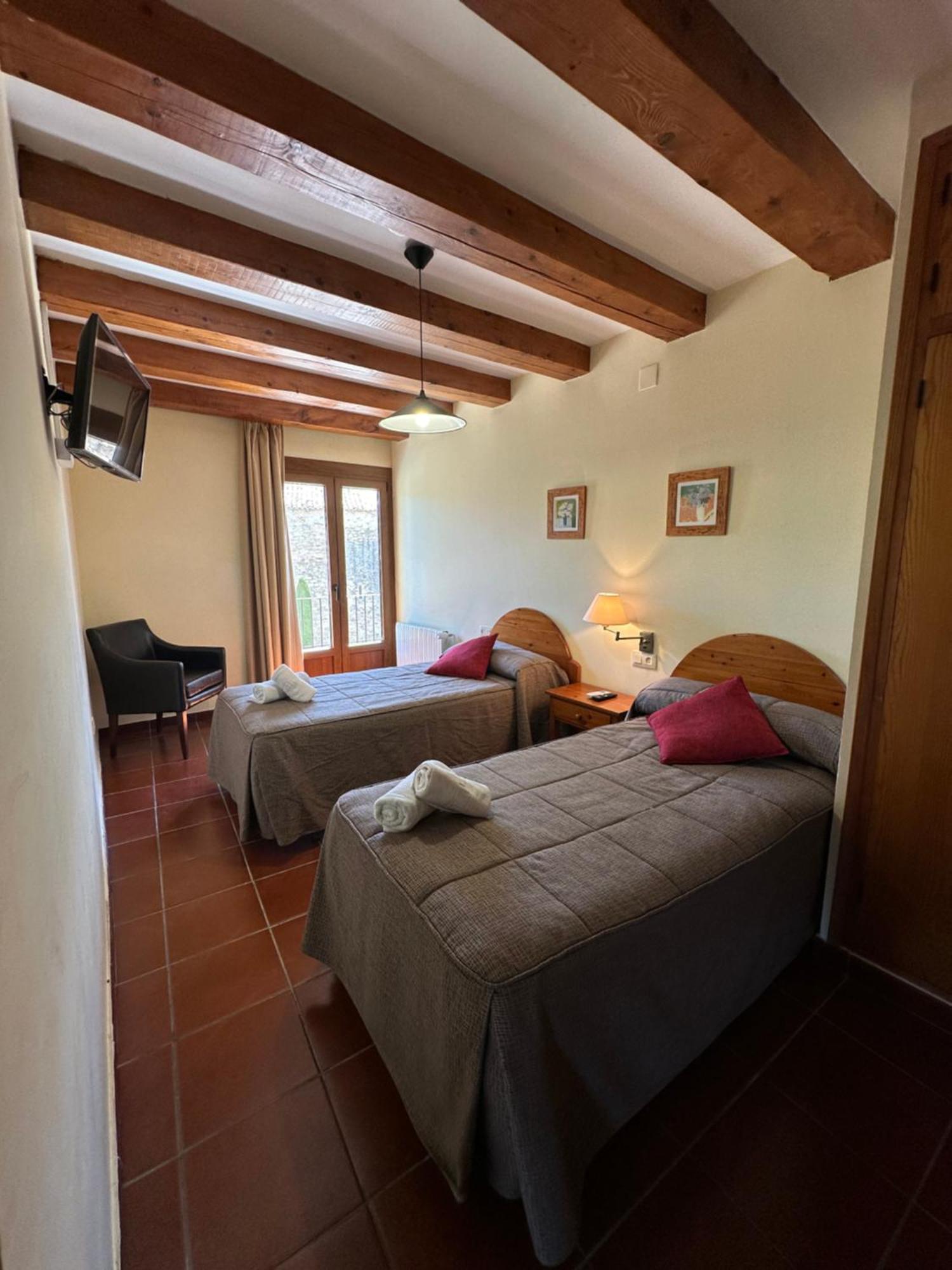 Hostal Centre Del Montsec Llimiana Zewnętrze zdjęcie